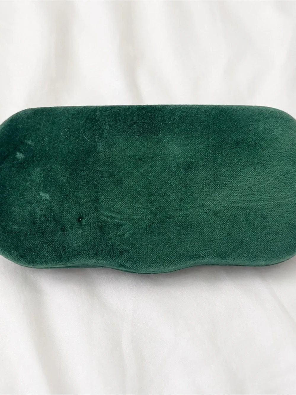 Gucci Velvet Eyewear Case in Green Exterior and Orange Interior